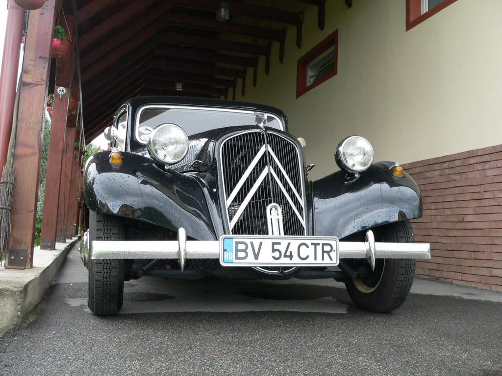 Vila Old Cars Cristian  Ngoại thất bức ảnh