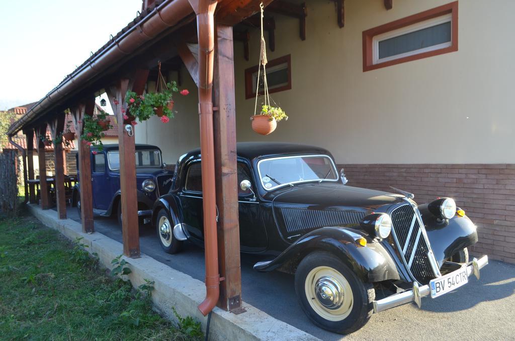 Vila Old Cars Cristian  Ngoại thất bức ảnh